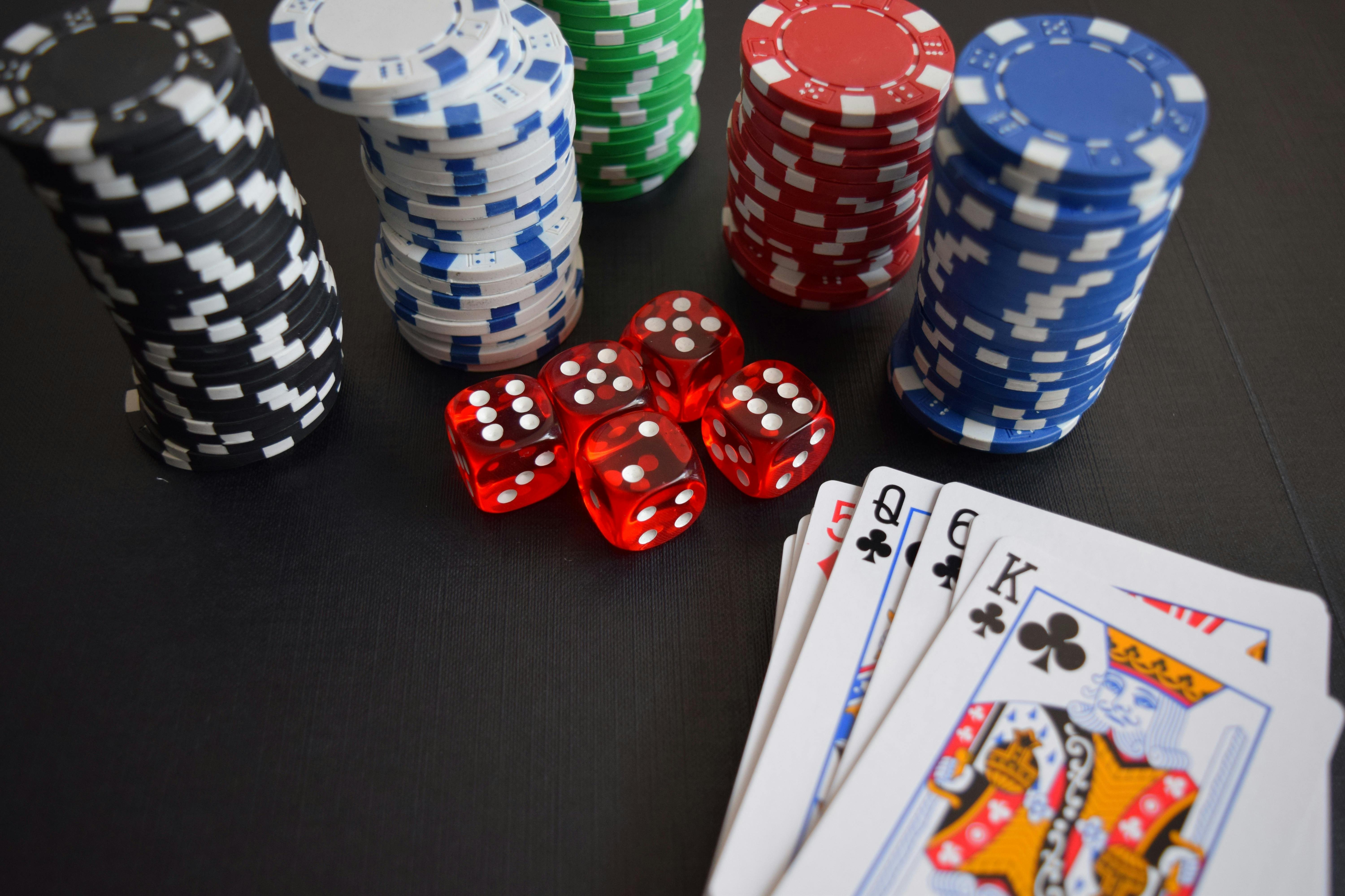sumber Japan Pools live-draw studio with number selection interface